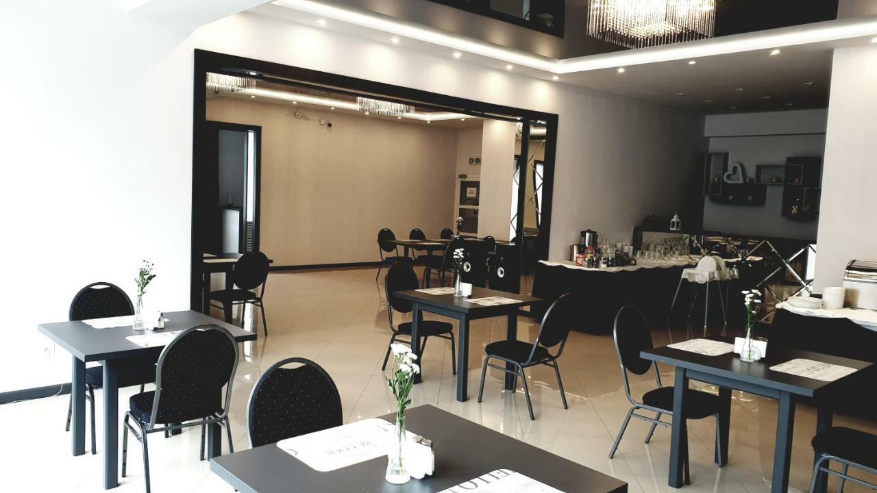 Hotel Bukowiec Legionowo Luaran gambar